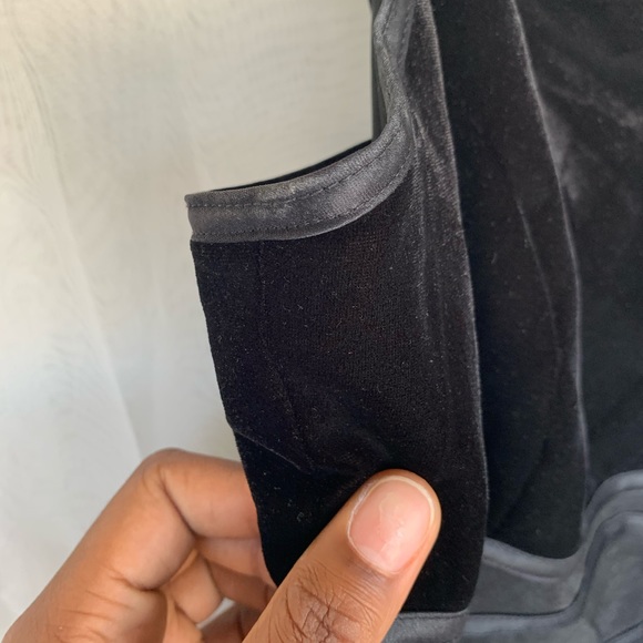 Black velvet dress - Picture 9 of 14